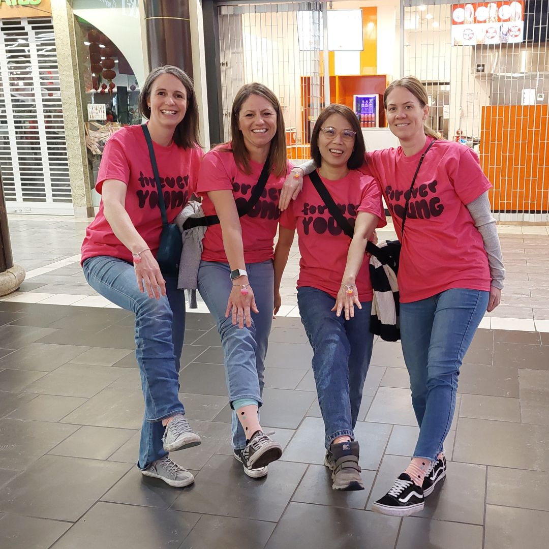 West Edmonton Mall Edmonton - Team Building Scavenger Hunt & Indoor Corporate Events & Games